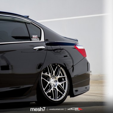 MESH 7 D707 | 20" Honda Accord Hypersilver Machine Face